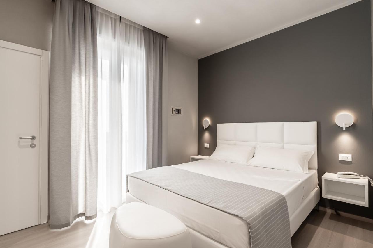 Hotel Villa Saba Bellaria-Igea Marina Exteriör bild