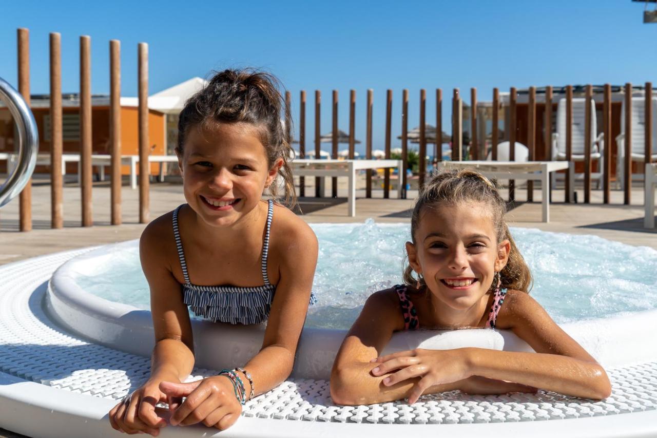 Hotel Villa Saba Bellaria-Igea Marina Exteriör bild
