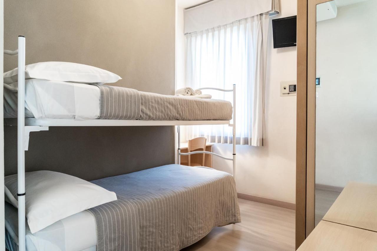 Hotel Villa Saba Bellaria-Igea Marina Exteriör bild